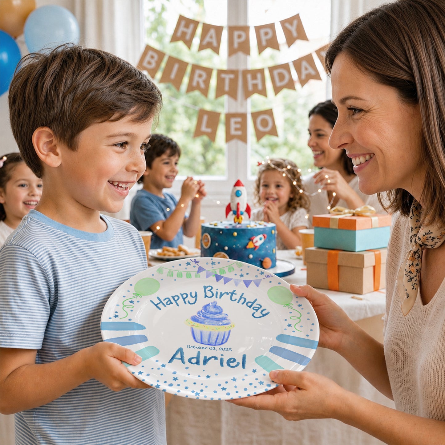 Blue Cupcake Balloon Personalized Birthday Plate P68OVE0a1