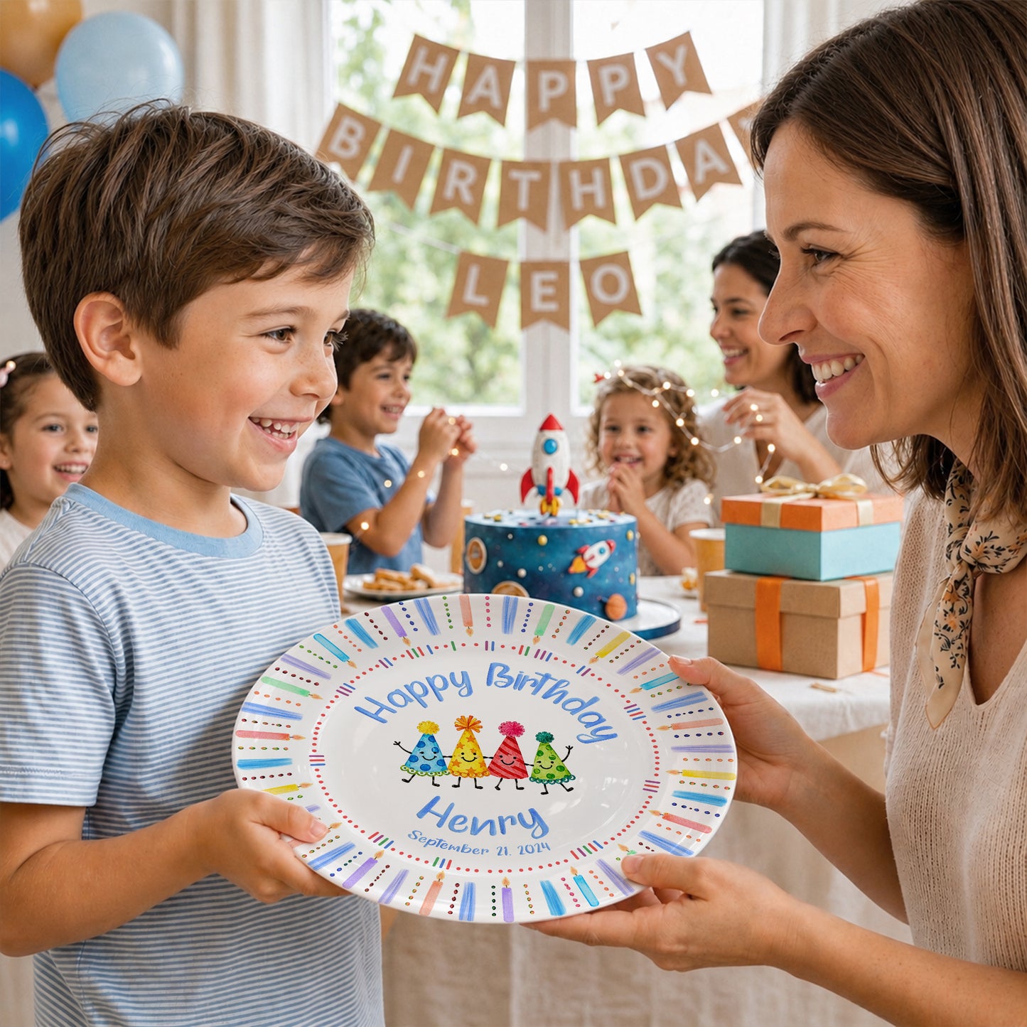 Birthday Hat Candle Border Personalized Birthday Plate P530NCK0
